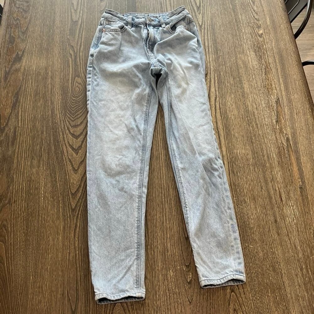 American Eagle Straight Jeans High Rise Strigid Denim Light Wash Size 000 Short